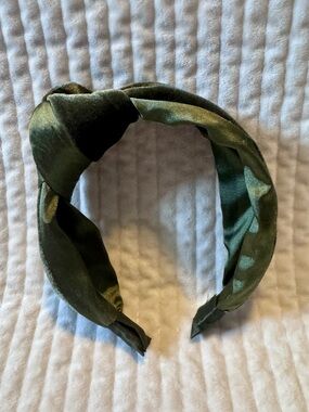 Girls Olive Green Knotted Velvet Headband